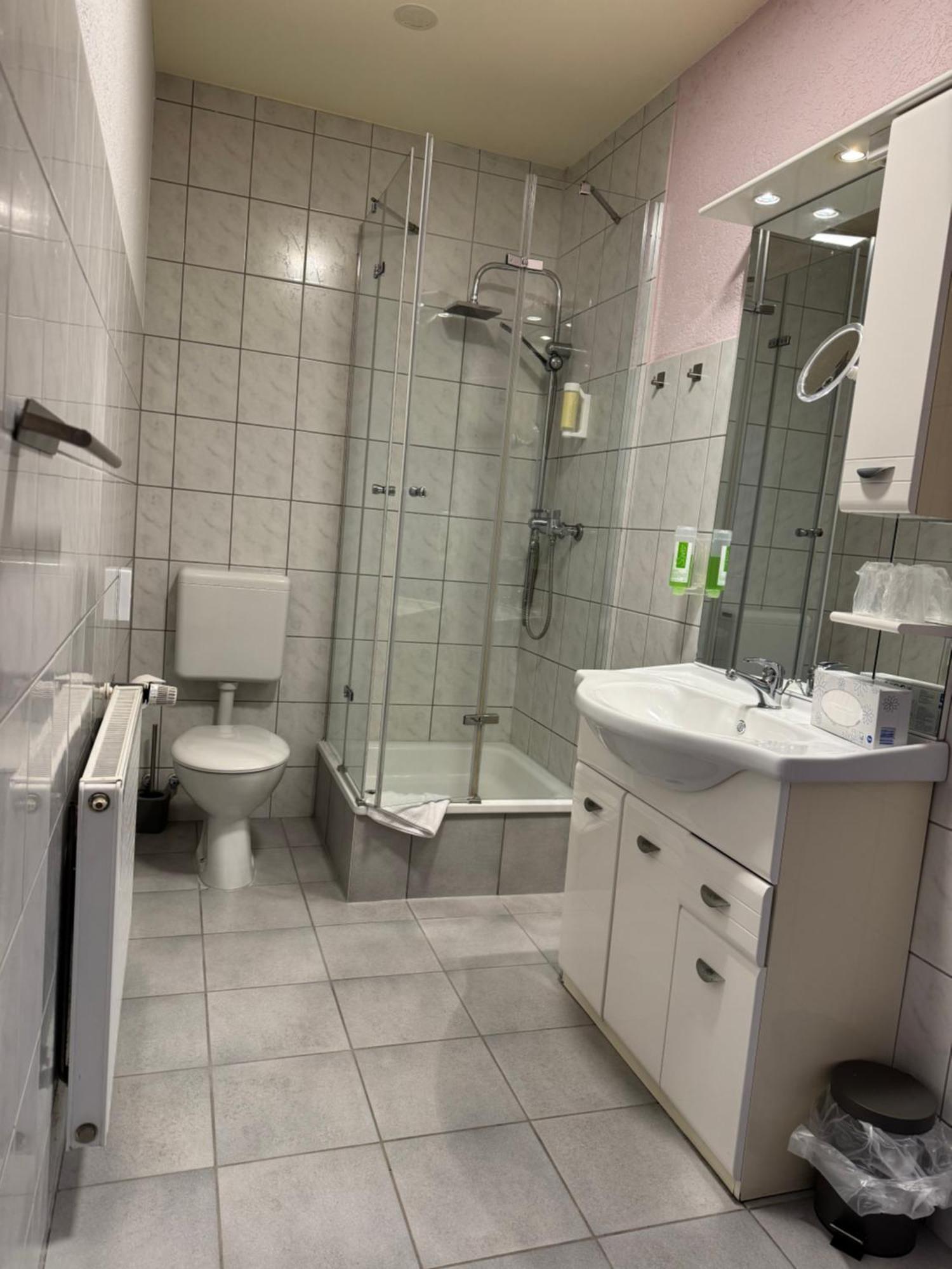 Hotel-Restaurant Christine Lubz Экстерьер фото